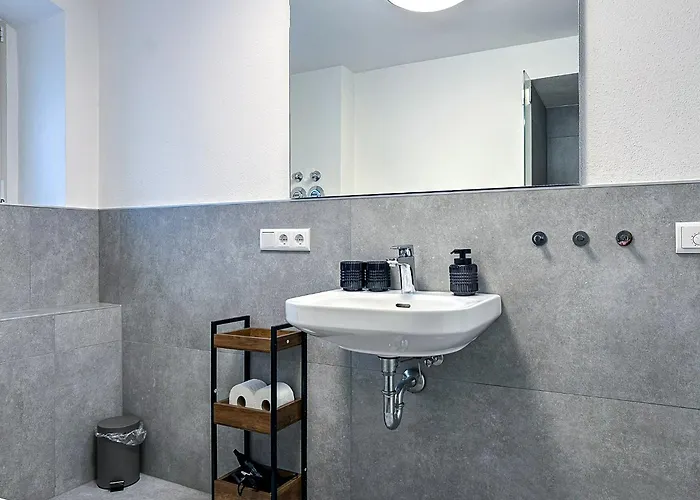 Westpromenade No 6 *